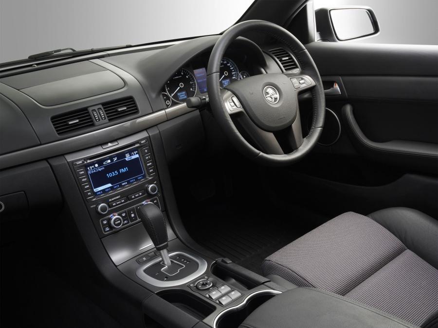  Holden Calais 2006 года  (фото 15 из 29)